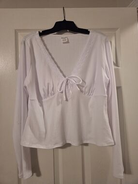 No Boundaries White Lace-Trim Tie-Front Long Sleeve Top